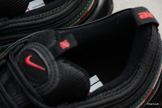 97 BLACK NIKE AJ1986-001 “UNDEFEATED” AIR MAX 0829